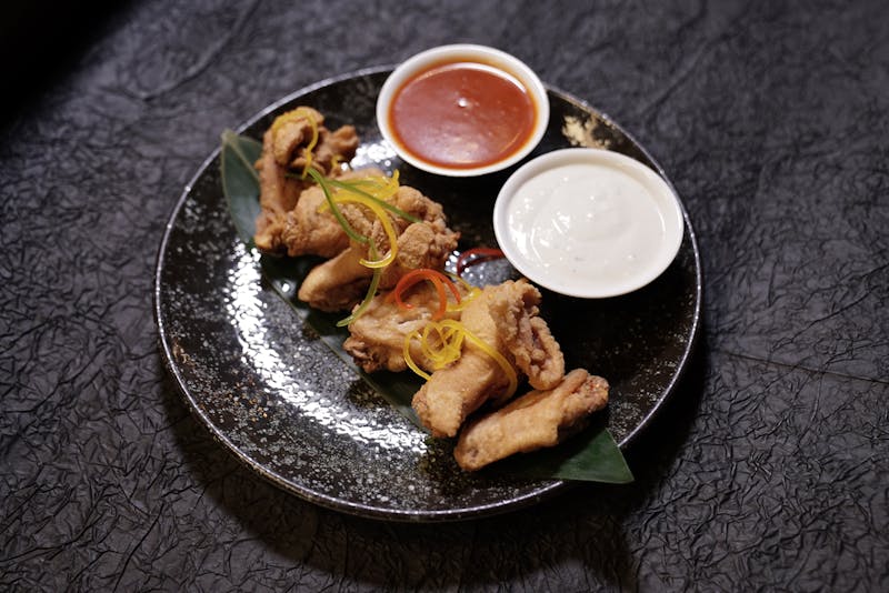 Buffalo chicken wings starter Apache Pizza