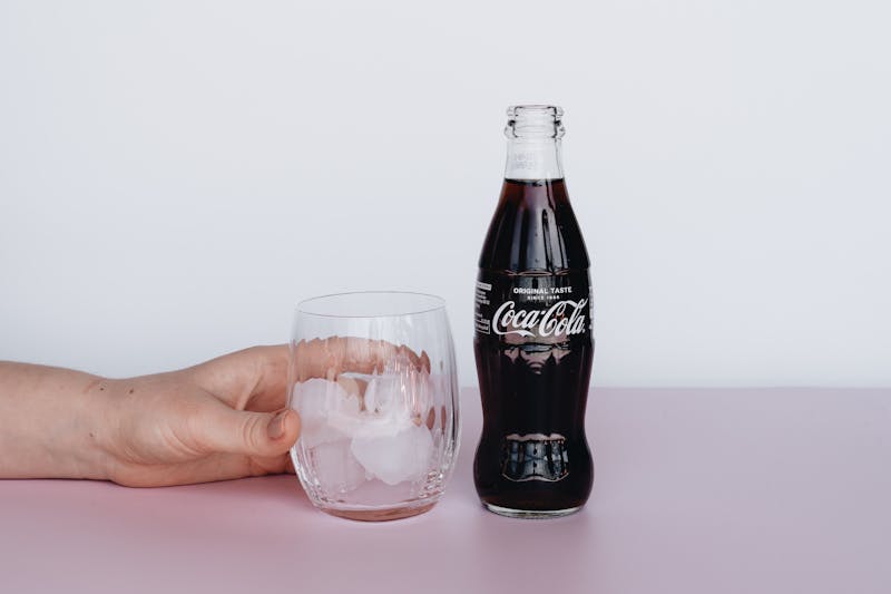 Coca-Cola soft drink Apache Pizza